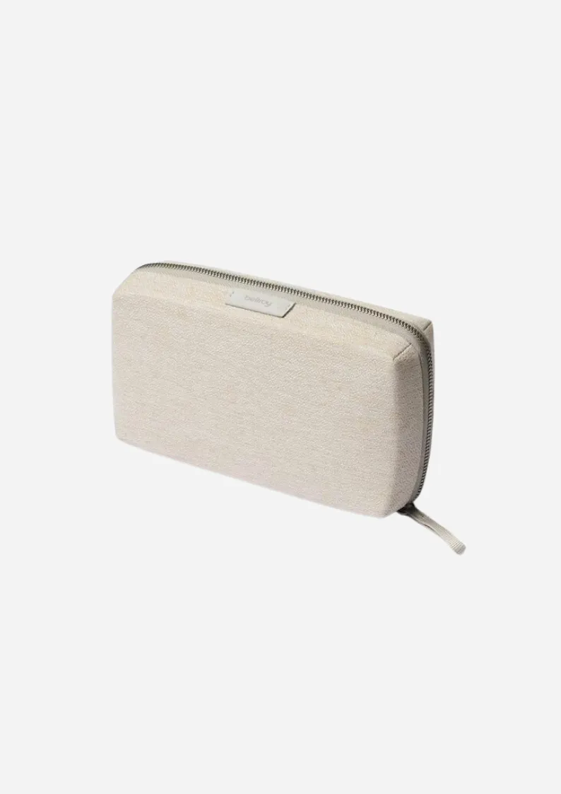 BELLROY TECH KIT