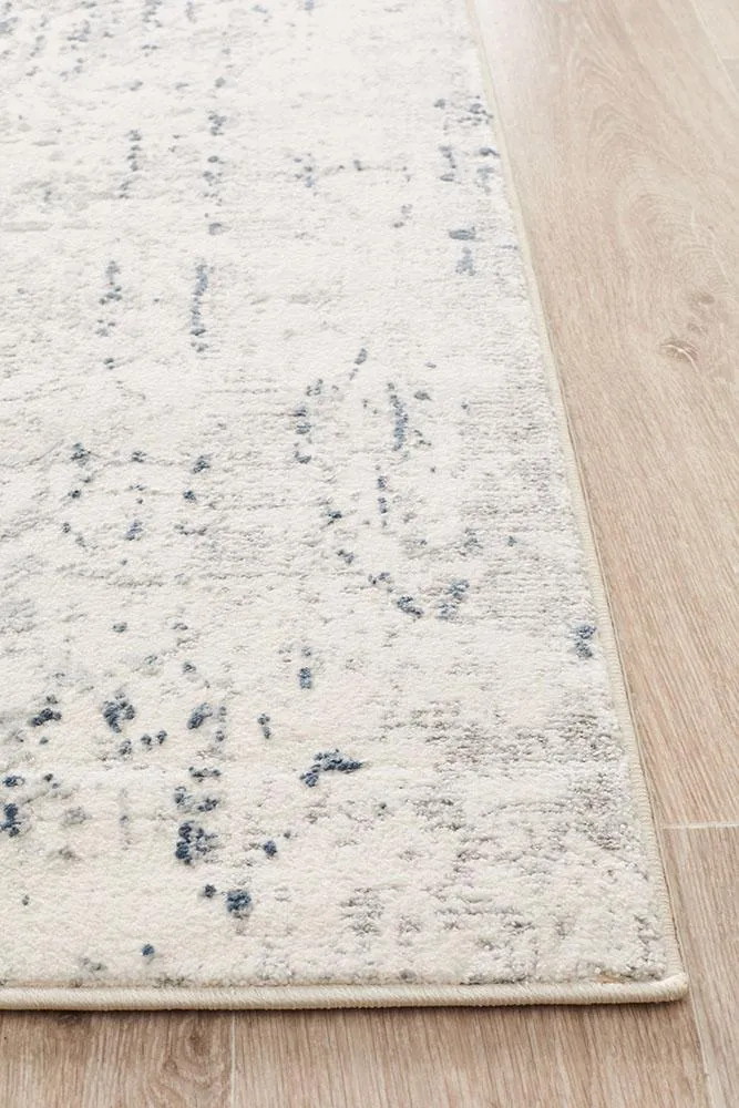 Kendra 1732 White Runner Rug by Rug Culture
