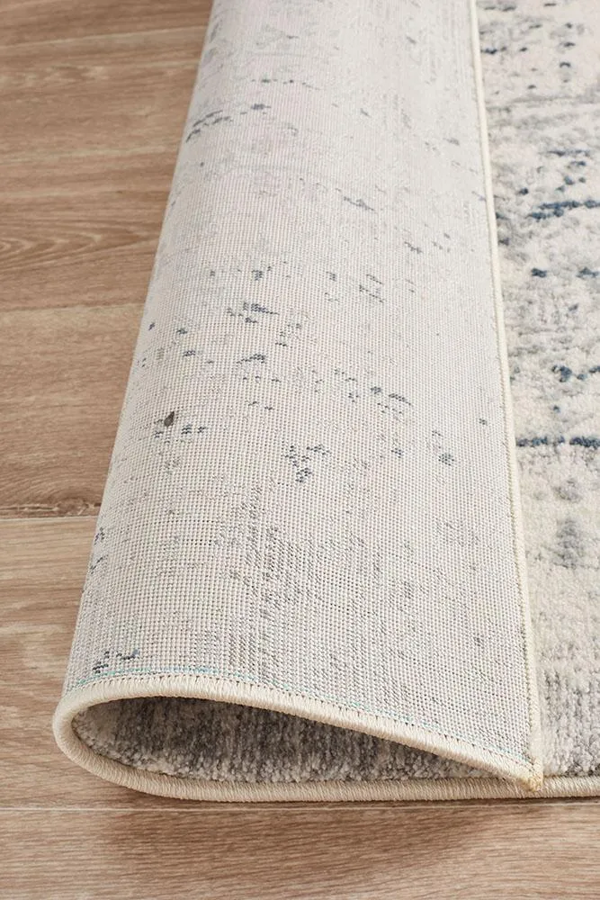 Kendra 1732 White Runner Rug by Rug Culture