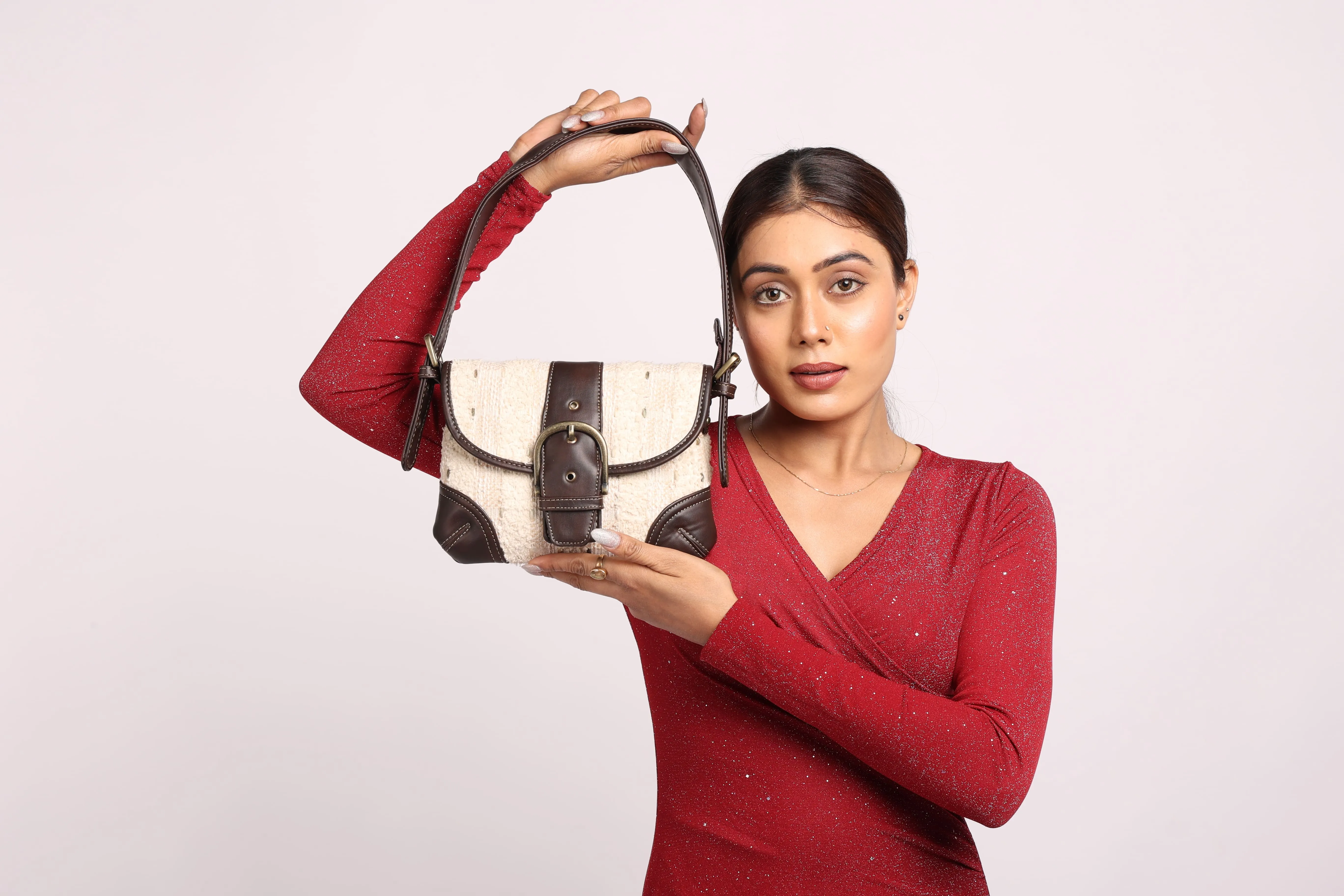 Rudhira Grand finale Shoulder bag