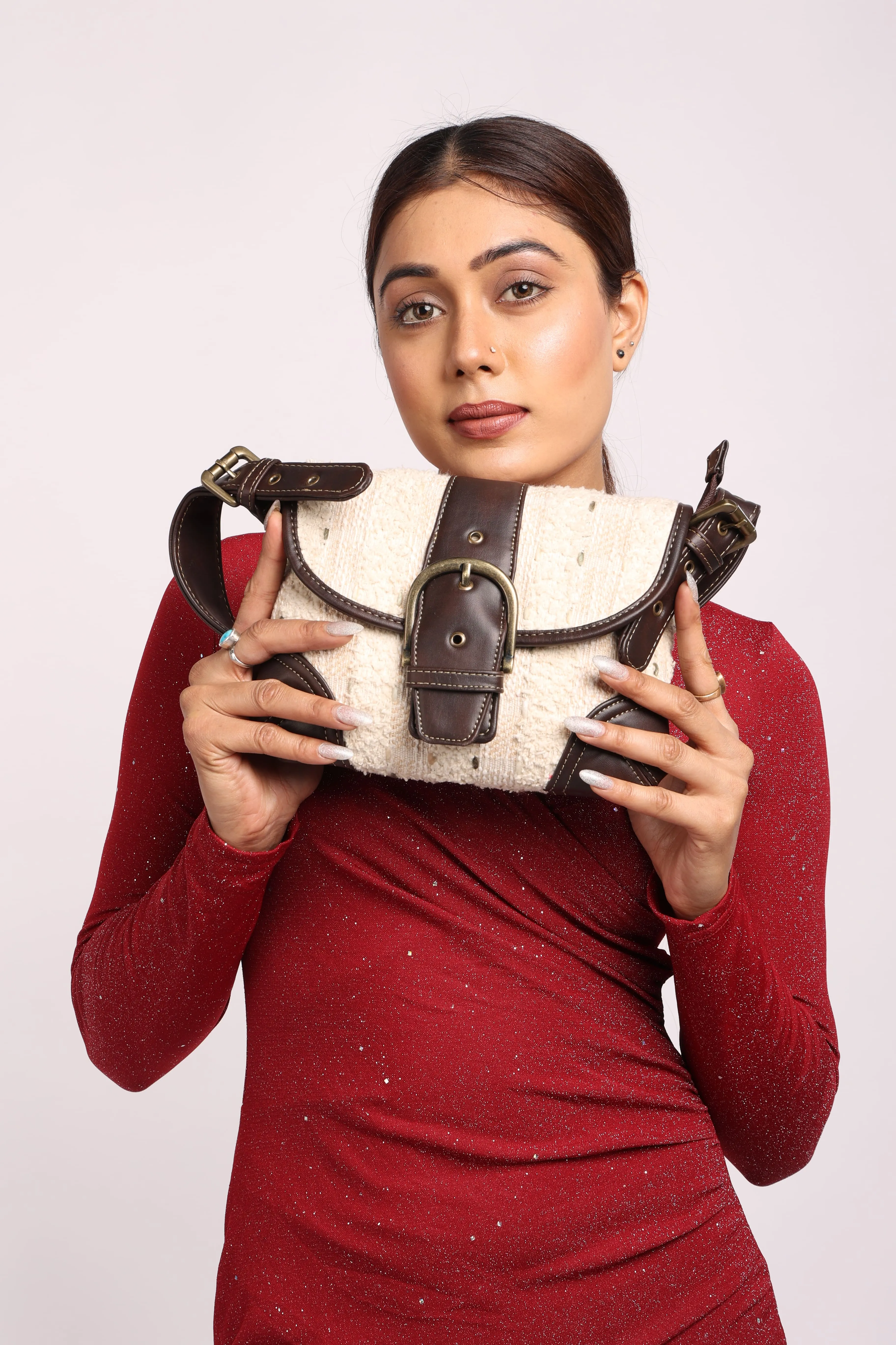 Rudhira Grand finale Shoulder bag