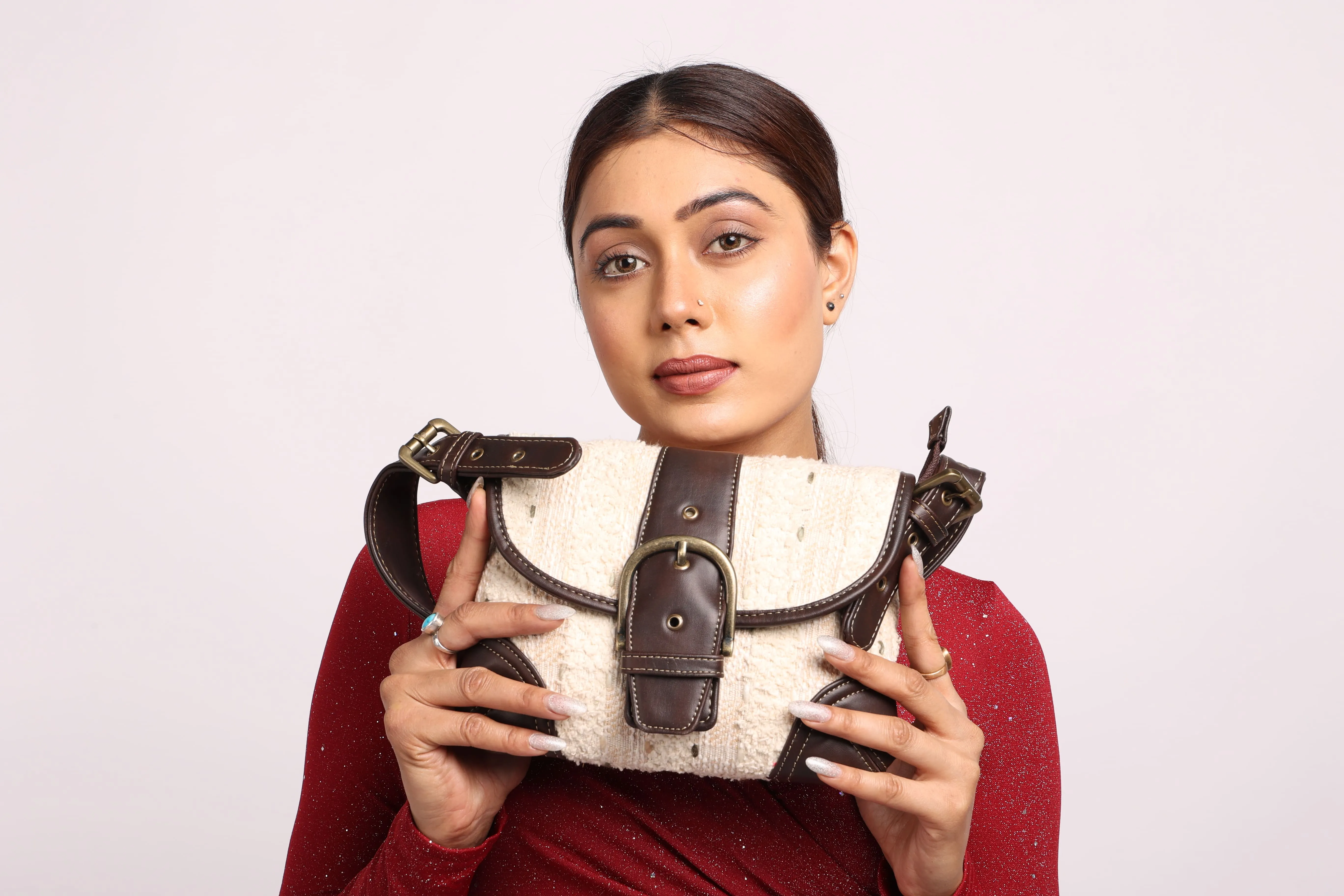 Rudhira Grand finale Shoulder bag